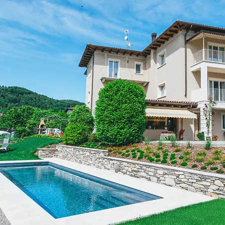 Apartment La Tizzana *