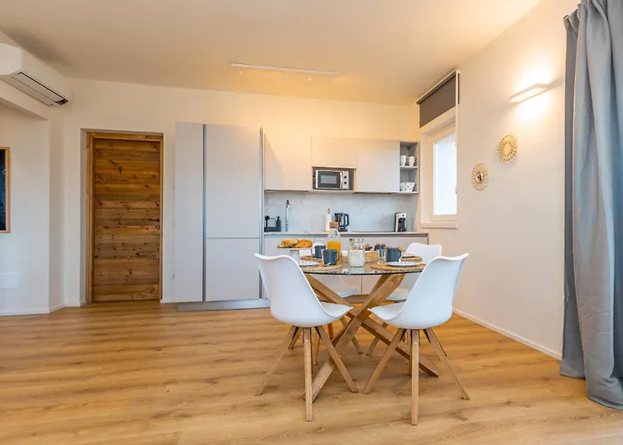 Apartment La Tizzana